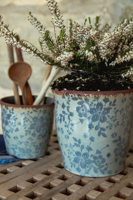 CERAMIC POT: BLUE FLORAL PATTERN